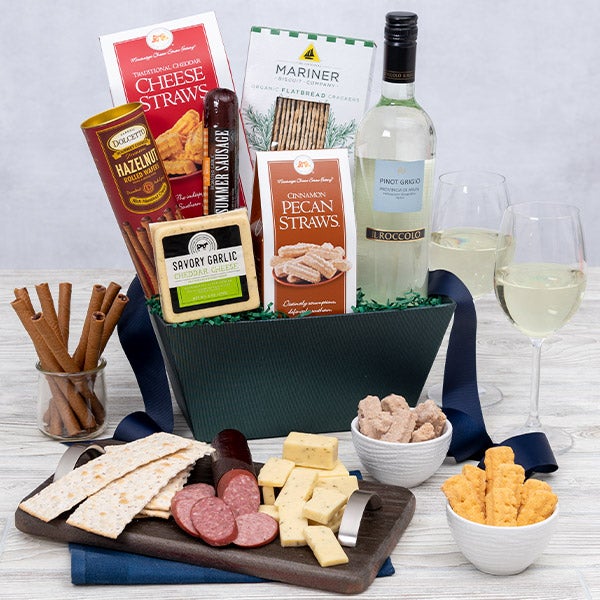 Classic white wine gift basket large