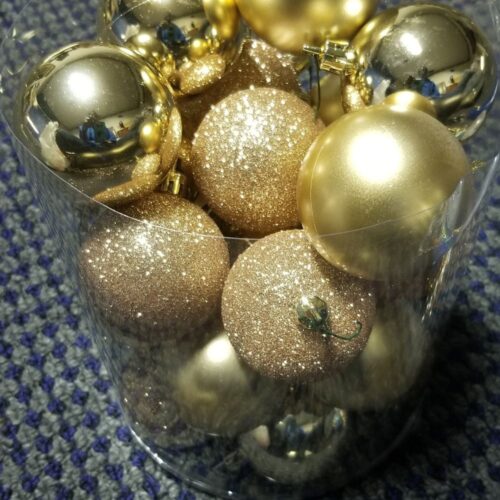 How Do You Pack Ornaments Safely?